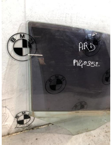 Vitre arriere droit BMW SERIE 1 E87 PHASE 1 