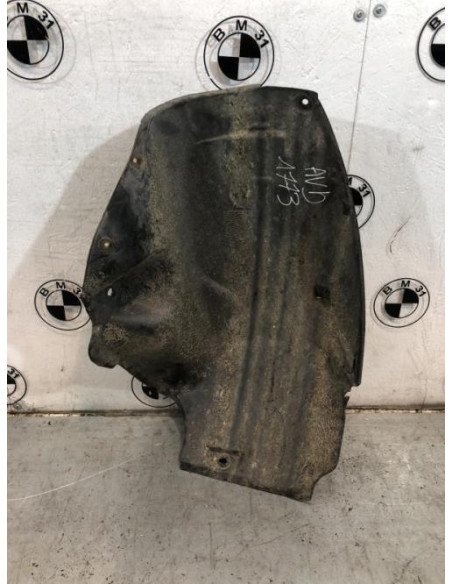 Pare boue arriere droit BMW SERIE 3 E46 PHASE 2 Essence