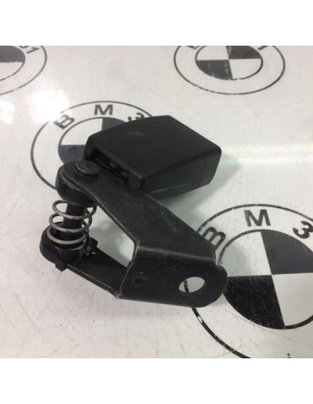 Attache ceinture arriere droit BMW X3 E83 PHASE 2 