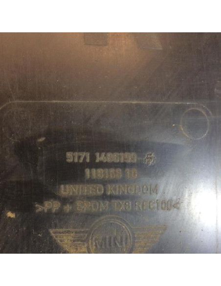 Pare boue arriere droit MINI MINI 1 R50/R53 PHASE 1 Essence