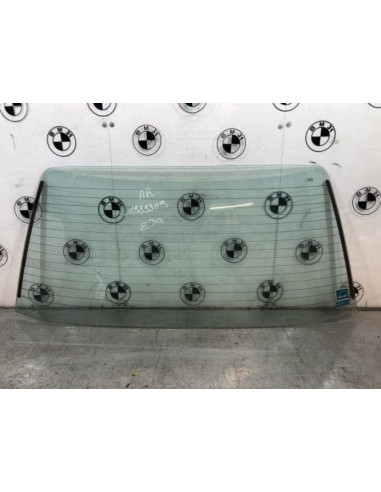 Lunette arriere BMW SERIE 3 E30 