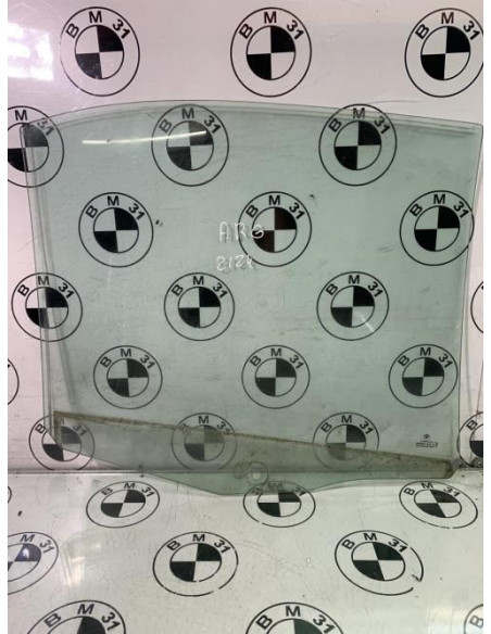 Vitre arriere gauche BMW SERIE 5 E39 PHASE 1 Essence