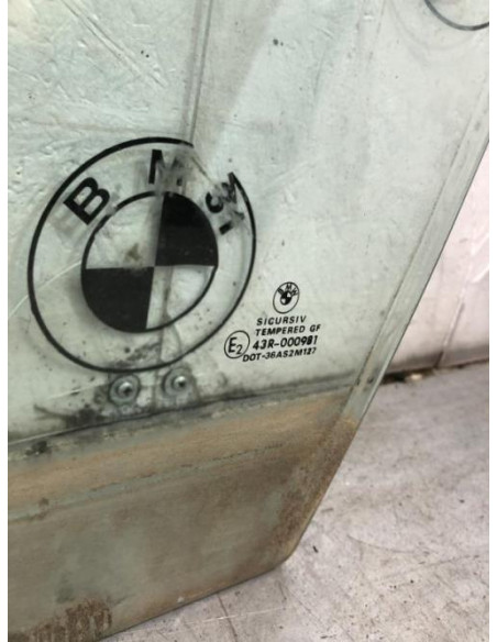 Vitre avant gauche BMW SERIE 5 E34 TOURING BREAK Diesel