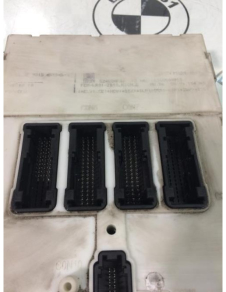 Porte fusible BMW SERIE 1 F21 PHASE 1 Diesel