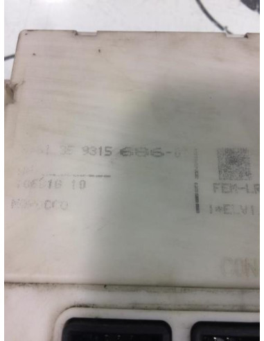 Porte fusible BMW SERIE 1 F21 PHASE 1 Diesel