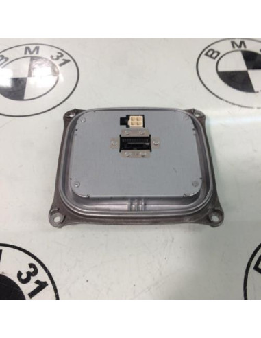 Boitier xenon BMW  Essence