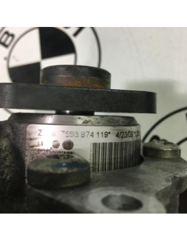 Pompe de direction BMW  Essence