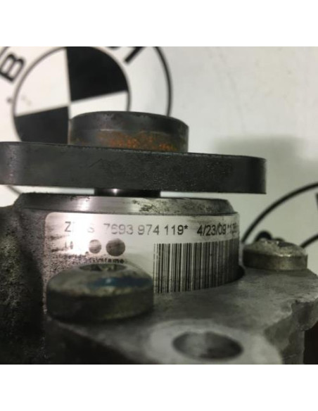 Pompe de direction BMW  Essence