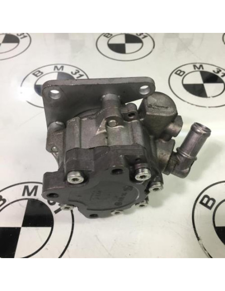 Pompe de direction BMW  Essence
