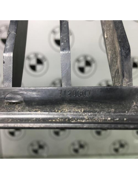 Grille de calandre gauche BMW SERIE 3 E90 PHASE 1 Essence