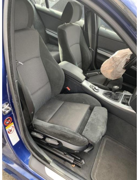 Vitre arriere droit BMW SERIE 3 E90 PHASE 1 Diesel