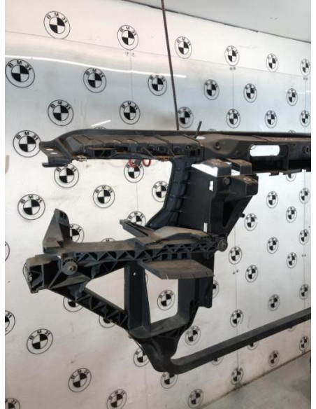 Face avant BMW X3 E83 PHASE 1 Essence