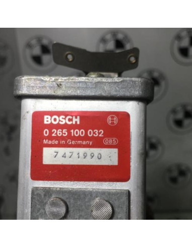 Calculateur BMW SERIE 7 E32 