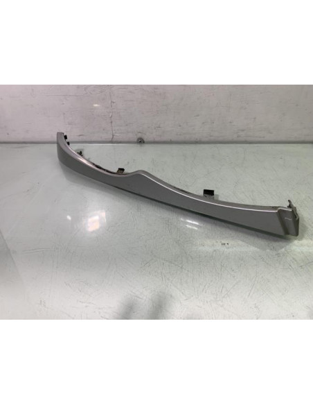 Enjoliveur moustache optique avant droit BMW SERIE 3 E46 TOURING PHASE 1 BREAK Diesel