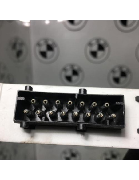 Calculateur BMW SERIE 3 E46 COUPE PHASE 1 Essence