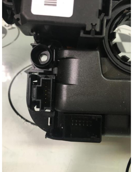 Com (Bloc Contacteur Tournant+Commodo Essuie Glace+Commodo Phare) BMW SERIE 1 E87 PHASE 2 