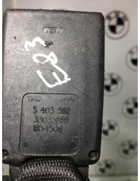 Attache ceinture arriere centrale BMW X3 E83 PHASE 1 