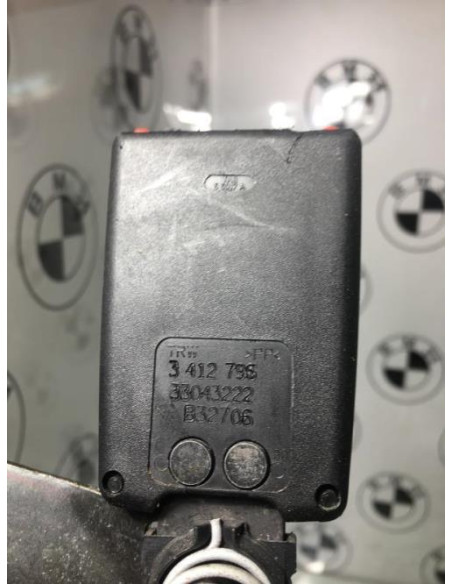 Attache ceinture arriere droit BMW X3 E83 PHASE 1 