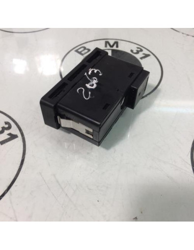 Bouton de warning BMW SERIE 3 E46 COMPACT PHASE 1 Essence