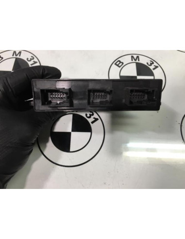 Boitier d'aide au stationnement BMW X3 E83 PHASE 2 