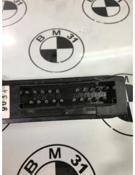 Calculateur BMW SERIE 7 E32 