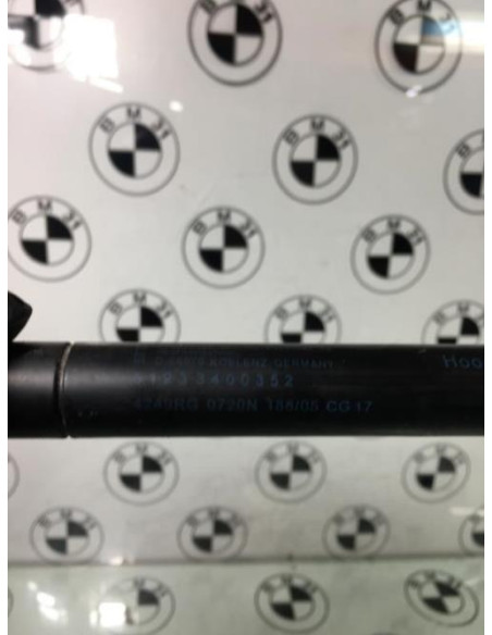 Verin de capot BMW X3 E83 PHASE 1 