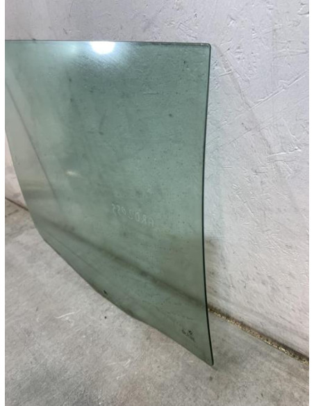 Vitre arriere droit BMW SERIE 5 E39 TOURING PHASE 1 BREAK Diesel