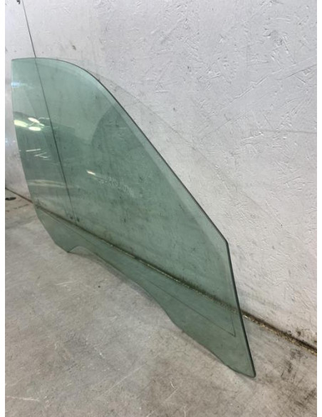 Vitre avant droit BMW SERIE 5 E39 TOURING PHASE 1 BREAK Diesel