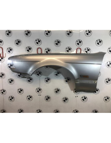 Aile avant gauche BMW SERIE 7 E32 