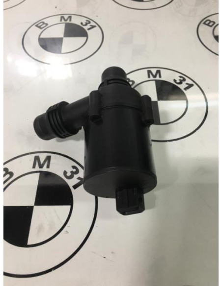 Pompe à eau BMW SERIE 5 E61 TOURING PHASE 1 BREAK Diesel