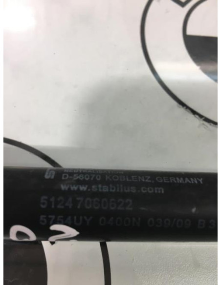 Verin de coffre BMW SERIE 1 E81 Diesel