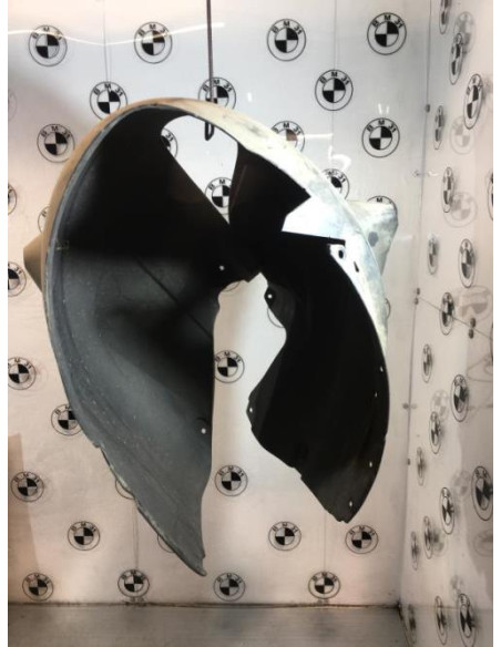 Pare boue arriere gauche BMW SERIE 5 E60 