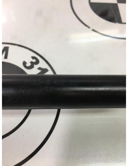 Verin de capot BMW X5 E53 