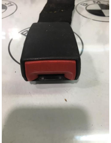 Attache ceinture arriere centrale BMW X3 E83 PHASE 1 
