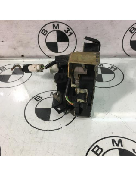 Serrure arriere gauche BMW SERIE 7 E38 Essence
