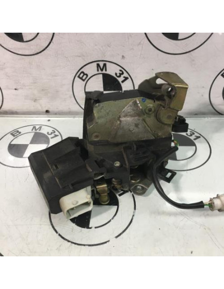 Serrure arriere gauche BMW SERIE 7 E38 Essence