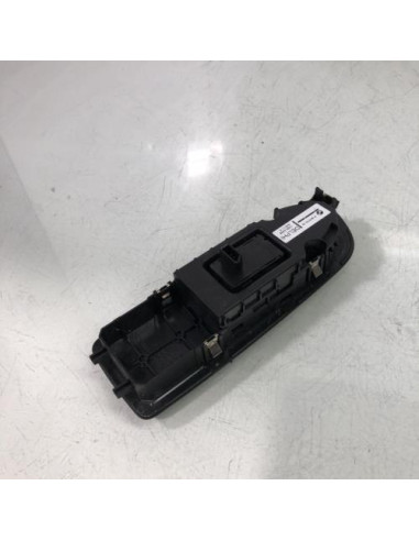Interrupteur de leve vitre avant droit BMW SERIE 1 E88 CABRIO Diesel