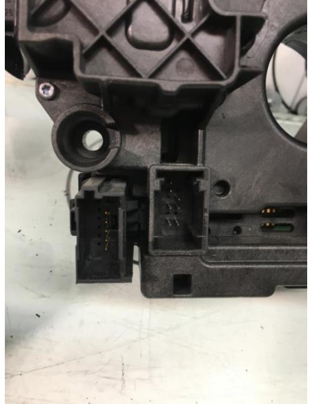 Com (Bloc Contacteur Tournant+Commodo Essuie Glace+Commodo Phare) BMW SERIE 1 F21 PHASE 1 Diesel