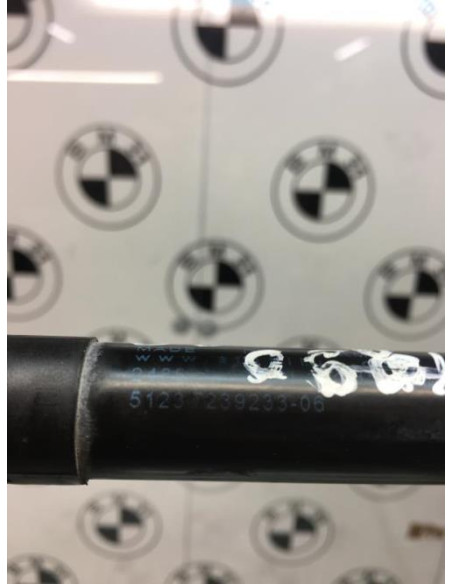 Verin de capot BMW SERIE 1 F21 PHASE 1 Diesel