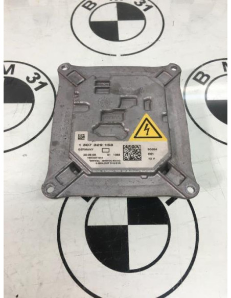 Boitier xenon BMW  Essence