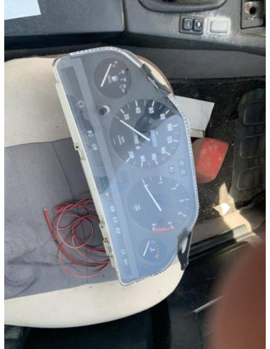 Baguette de porte arriere gauche  BMW SERIE 3 E30 Diesel