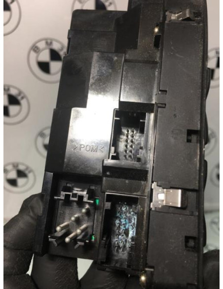 Interrupteur de leve vitre avant gauche BMW SERIE 5 E39 TOURING PHASE 1 BREAK Diesel