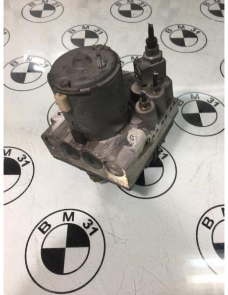 Bloc ABS (freins anti-blocage) BMW SERIE 5 E39 TOURING PHASE 1 BREAK Diesel