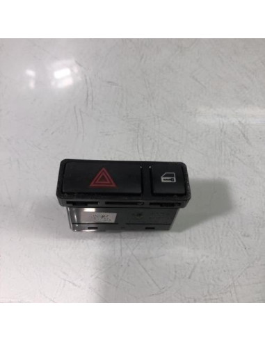 Bouton de warning BMW SERIE 3 E46 PHASE 2 Diesel