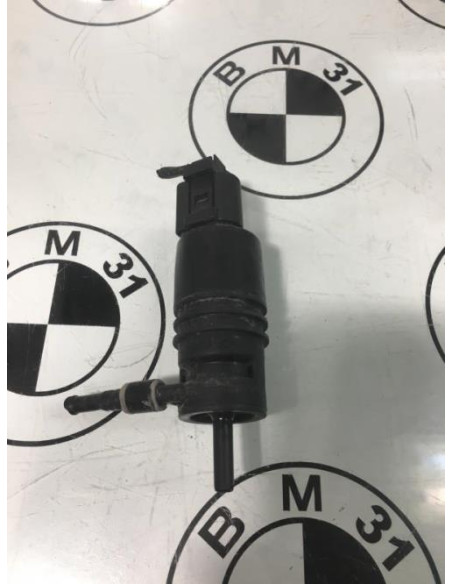 Pompe lave glace arriere BMW X3 F25 PHASE 1 Diesel