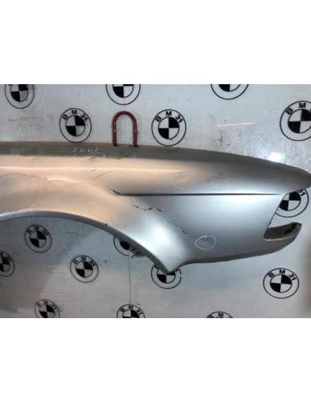 Aile avant droit BMW SERIE 7 E32 