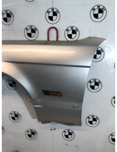 Aile avant gauche BMW SERIE 7 E32 