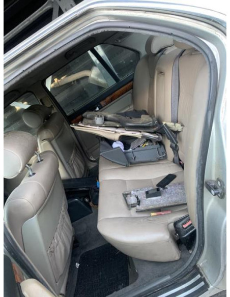 Lunette arriere BMW SERIE 7 E32 