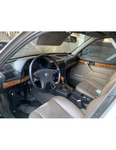 Retroviseur gauche BMW SERIE 7 E32 