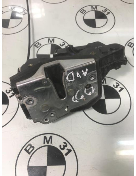 Serrure avant droit BMW SERIE 3 E46 PHASE 1 Diesel